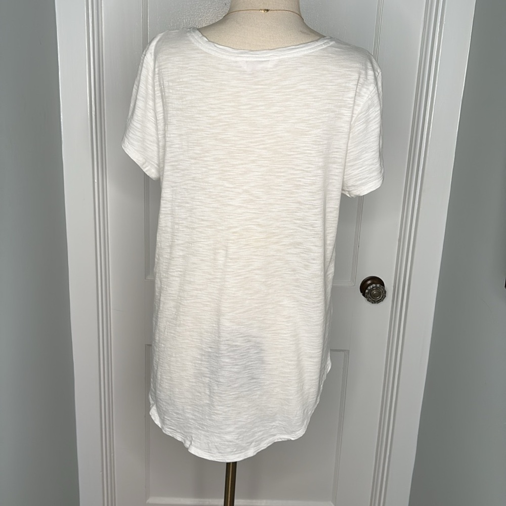Excellent Condition Lauren Conrad White T w/Pink Sequin Flamingos, XL - Picture 5 of 8